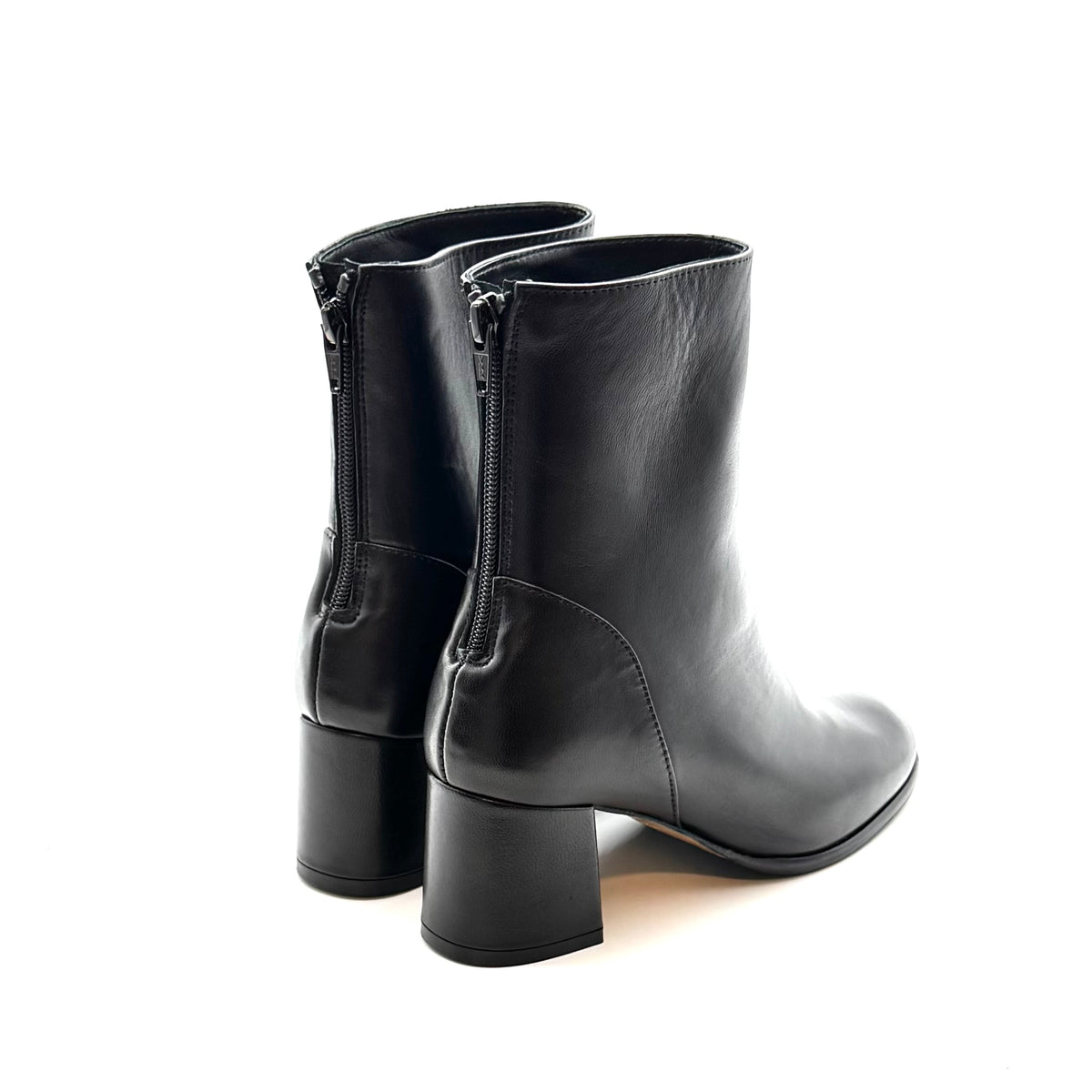 Ankle boots L'ARIANNA