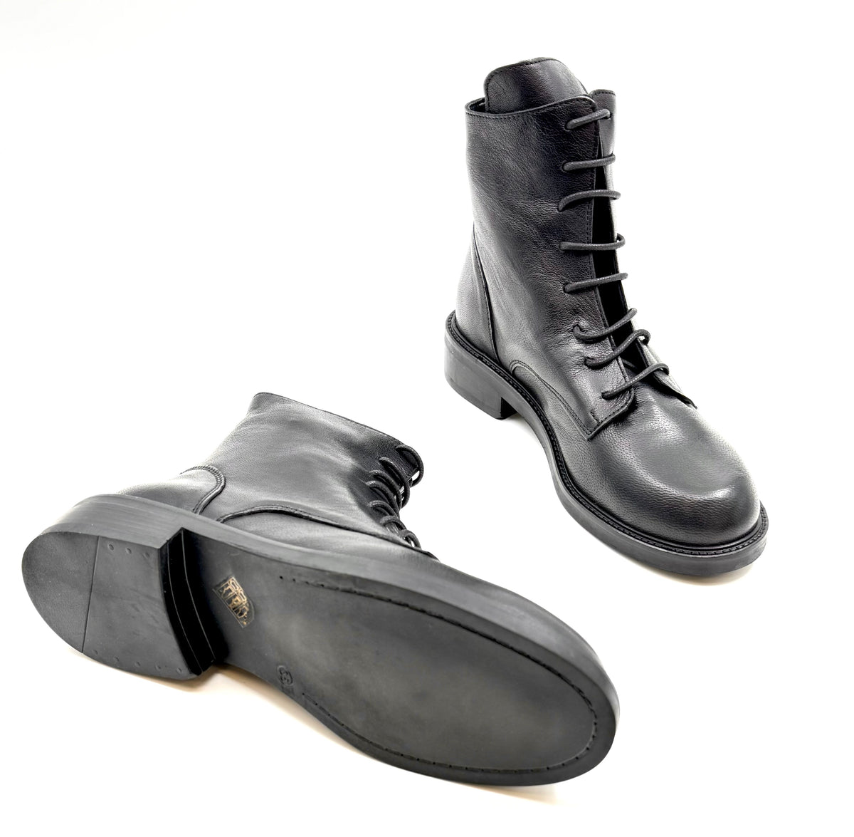 Gležnjače STUDIOUNO